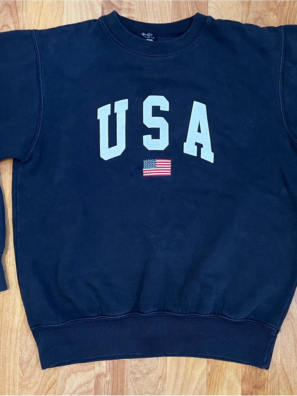 USA Flag Navy Crewneck Sweatshirt Classic Embroidered American Flag sz Small